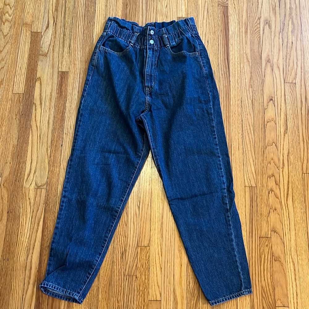 Levi's Elastic Paperbag High Waist Tapered Leg Zip Fly Medium Wash Retro Jeans